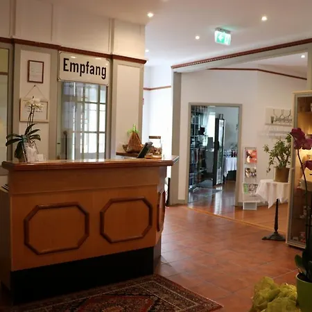 德意志豪斯酒店 3* 诺特海姆